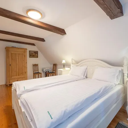 Dom Kamień Z Jacuzzi I Bilardem Dom wakacyjny